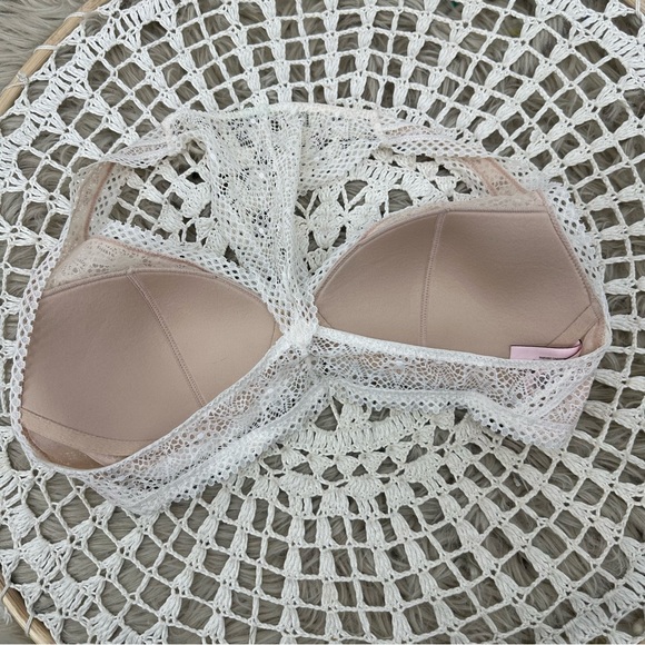 Victoria’s Secret Bra Bundle Size Large Lace 2 Piece - Picture 7 of 8